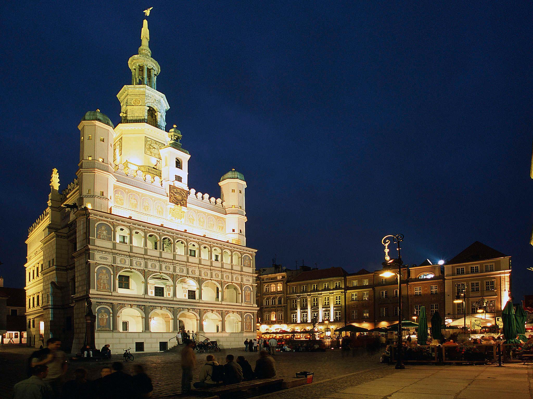 Ibis Centrum Hotell 3*